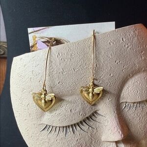 Bee love Heart brass Earrings